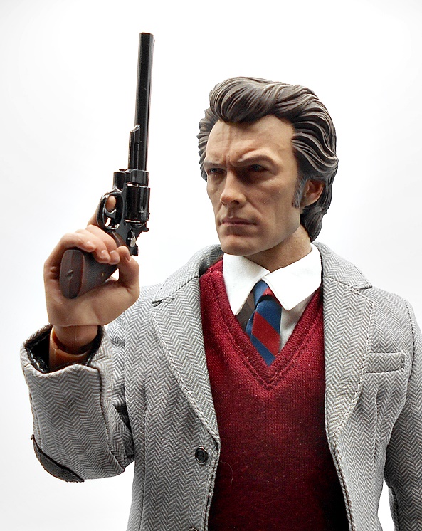 Clint Eastwood Legacy Collection (Dirty Harry): Harry Callahan Sixth-Scale  Figure by Sideshow